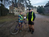 Policjant i rowerzysta