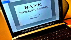 zdjęcie ekranu komputera z napisem Bank Twoje konto bankowe wpisz pin