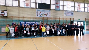 ceremonia wręczania pucharów, dyplomów i nagród przez organizatorów i partnerów