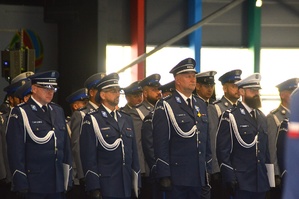 Policjanci biorący udział w uroczystości.