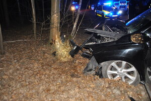 Pojazd Marki Lexus uczestniczący w zdarzeniu.