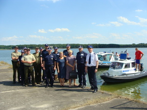 osoby biorące udział w akcji bezpieczne wakacje
