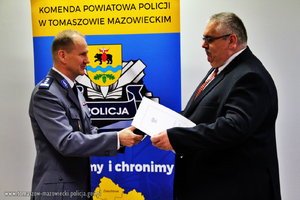 Uroczystość pożegnania przed przejściem na emeryturę Naczelnika Ruchu Drogowego KPP w Tomaszowie Maz. podinsp. Rafała Goszczyńskiego